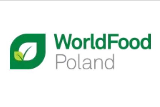 Obrazek ukazujący logo targów. Zielono-szary napis World Food Poland a po lewej stronie napisu dwa zielone listki